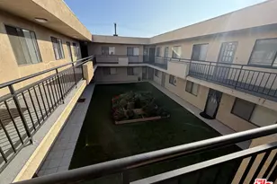 326 S Manhattan Pl, Los Angeles, CA 90020 - Photo 11