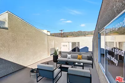 621 E Olive Ave #106, Burbank, CA 91501 - Photo 45