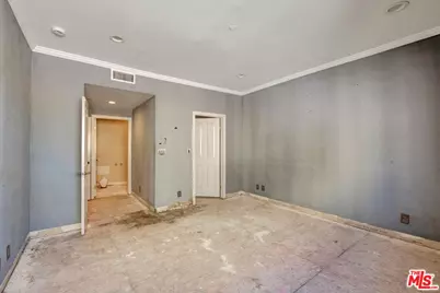 621 E Olive Ave #106, Burbank, CA 91501 - Photo 25