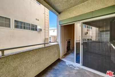 621 E Olive Ave #106, Burbank, CA 91501 - Photo 17