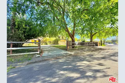 5952 Lubao Ave, Woodland Hills, CA 91367 - Photo 5