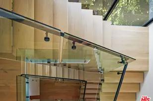 952 N Laurel Ave, Los Angeles, CA 90046 - Photo 35