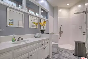 7800 Veragua Dr, Playa del Rey, CA 90293 - Photo 15