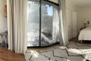 2412 Ocean Ave, Venice, CA 90291 - Photo 21