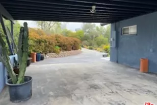 9402 Houston Rd, Malibu, CA 90265 - Photo 43