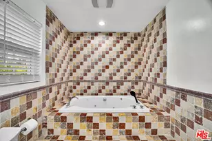 11158 Newcastle Ave, Granada Hills, CA 91344 - Photo 53