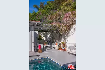 2331 Outpost Dr, Los Angeles, CA 90068 - Photo 17