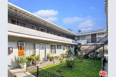 902 E 17th St, Santa Ana, CA 92701 - Photo 7