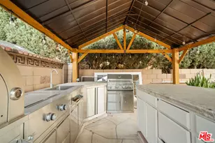 16900 Mayall St, North Hills, CA 91343 - Photo 21