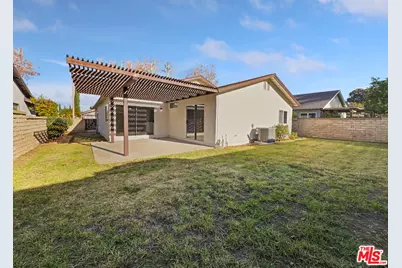 25443 Via Labrada, Valencia, CA 91355 - Photo 5