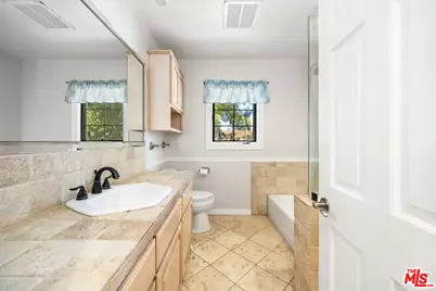 8837 Oak Park Ave, Sherwood Forest, CA 91325 - Photo 27