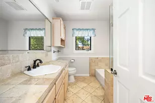 8837 Oak Park Ave, Sherwood Forest, CA 91325 - Photo 27