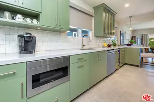 5744 Wilkinson Ave, Valley Village, CA 91607 - Photo 9