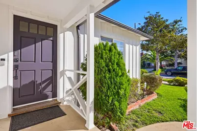 6321 W 78th Pl, Los Angeles, CA 90045 - Photo 3