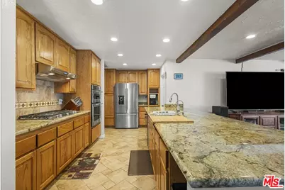 1197 Oriole Rd, Wrightwood, CA 92397 - Photo 9