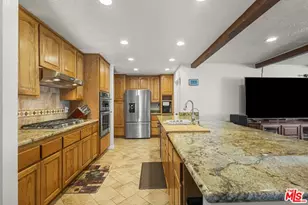 1197 Oriole Rd, Wrightwood, CA 92397 - Photo 9