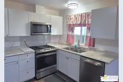 69652 Parkside Dr, Desert Hot Springs, CA 92241 - Photo 13