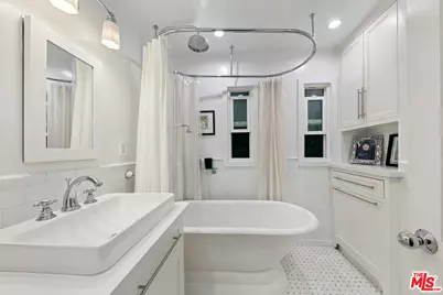 1762 Nichols Canyon Rd, Los Angeles, CA 90046 - Photo 51