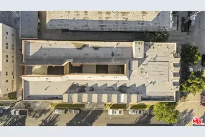 2405 W 18th St, Los Angeles, CA 90019 - Photo 3