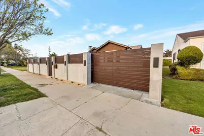 3732 Cherrywood Ave, Los Angeles, CA 90018 - Photo 21
