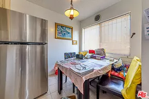940 S Gramercy Pl, Los Angeles, CA 90019 - Photo 13