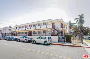 940 S Gramercy Pl, Los Angeles, CA 90019 - Photo 5
