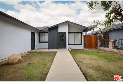 1040 Iris St, Wasco, CA 93280 - Photo 3
