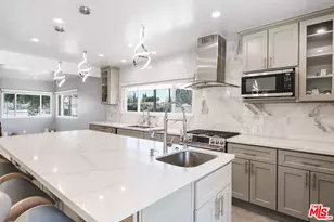 8901 Rubio Ave, North Hills, CA 91343 - Photo 15