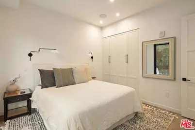 1333 Beverly Green Dr #301, Los Angeles, CA 90035 - Photo 31