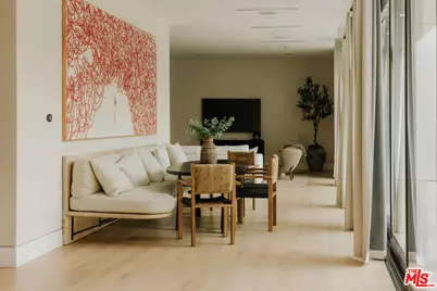 260 S Canyon View Dr, Los Angeles, CA 90049 - Photo 9