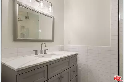 12500 Huston St #201, Valley Village, CA 91607 - Photo 23