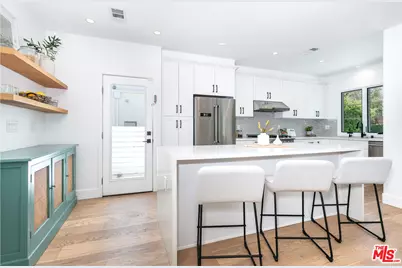 732 N Cherokee Ave, Los Angeles, CA 90038 - Photo 7