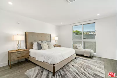 728 N Sweetzer Ave #208, West Hollywood, CA 90069 - Photo 9