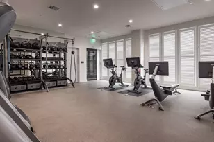 728 N Sweetzer Ave, West Hollywood, CA 90069 - Photo 23