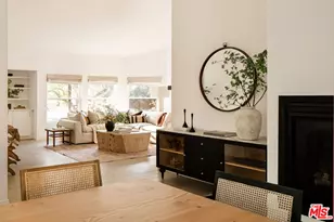 11202 Canton Dr, Studio City, CA 91604 - Photo 13