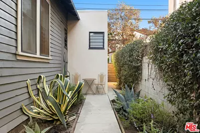 1515 Echo Park Ave, Los Angeles, CA 90026 - Photo 15