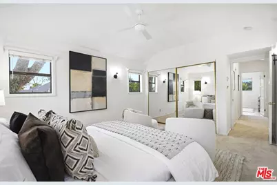 11911 Otsego St, Valley Village, CA 91607 - Photo 31