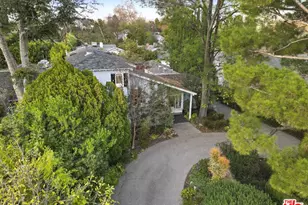 11911 Otsego St, Valley Village, CA 91607 - Photo 3