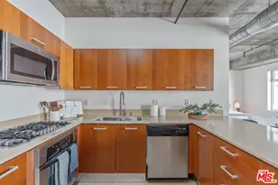 645 W 9th St, Los Angeles, CA 90015 - Photo 9