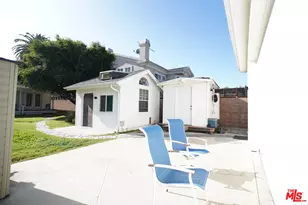 1041 Avenue D, Redondo Beach, CA 90277 - Photo 3