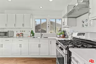 836 N Benton Way, Los Angeles, CA 90026 - Photo 13