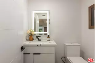 1210 N Kings Rd, West Hollywood, CA 90069 - Photo 9