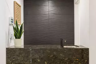 1210 N Kings Rd, West Hollywood, CA 90069 - Photo 7