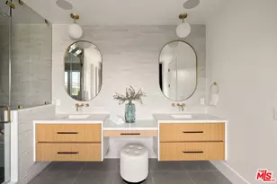 1742 Preuss Rd, Los Angeles, CA 90035 - Photo 31