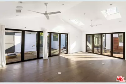 4525 Melbourne Ave, Los Angeles, CA 90027 - Photo 27