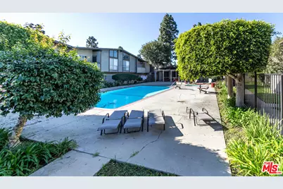 803 W 232nd St #C, Torrance, CA 90502 - Photo 17