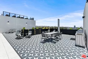 904 S New Hampshire Ave, Los Angeles, CA 90006 - Photo 7