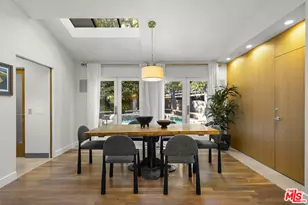 3239 Ledgewood Dr, Los Angeles, CA 90068 - Photo 9