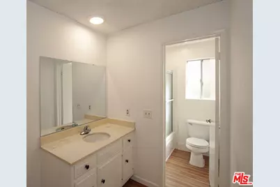 11515 Ohio Ave #3, Los Angeles, CA 90025 - Photo 7