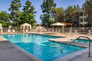 100 S Doheny Dr, Los Angeles, CA 90048 - Photo 29